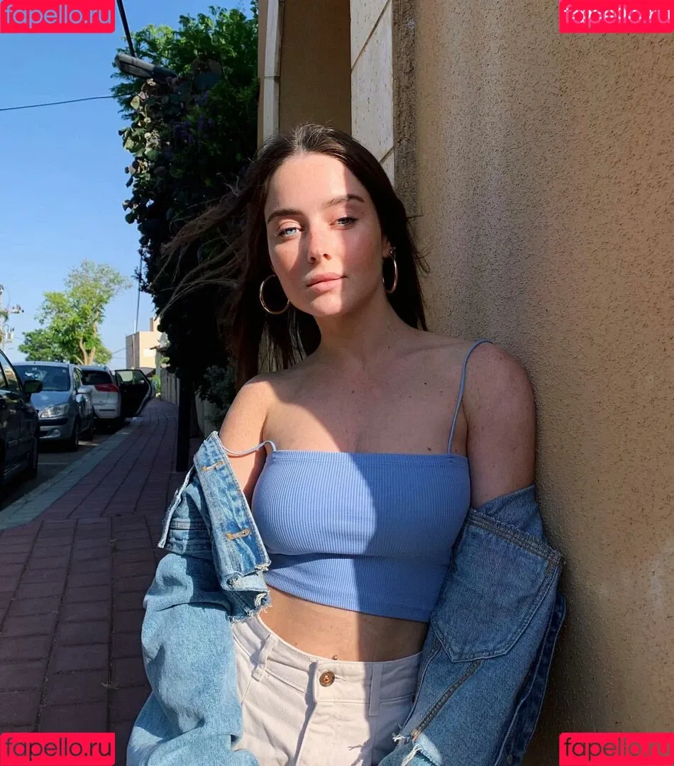 Effy Palarya Onlyfans Photo Gallery 