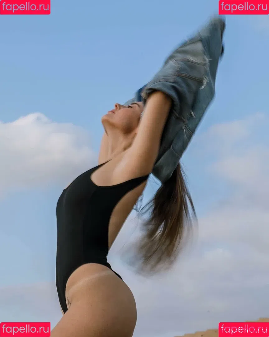 Effy Palarya Onlyfans Photo Gallery 
