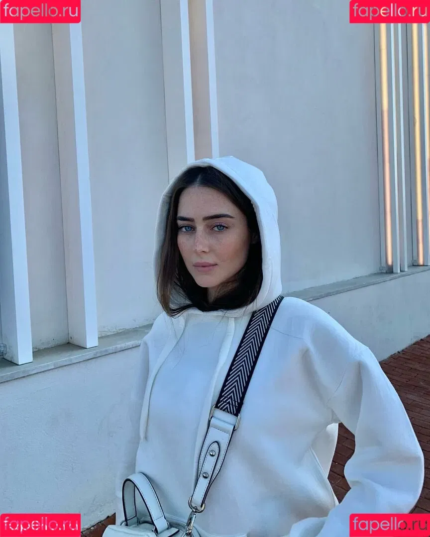Effy Palarya Onlyfans Photo Gallery 