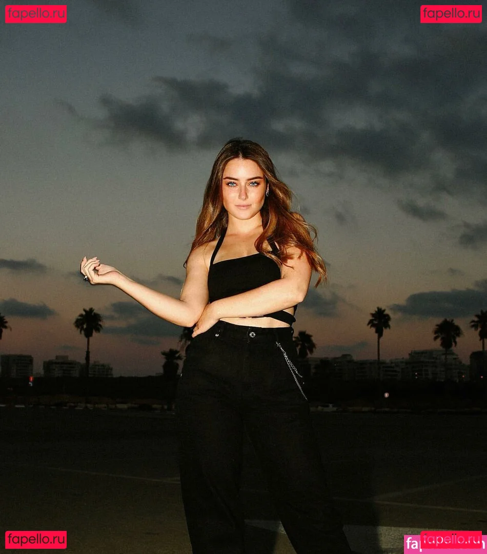 Effy Palarya Onlyfans Photo Gallery 