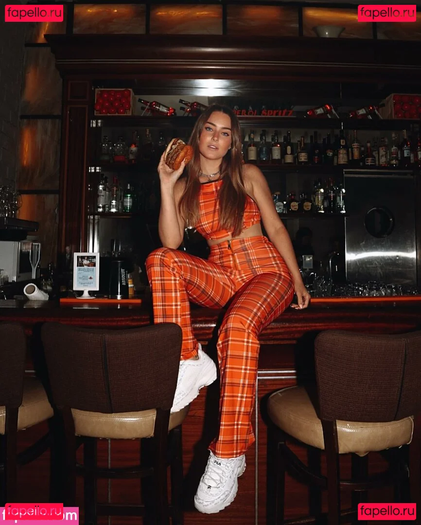 Effy Palarya Onlyfans Photo Gallery 