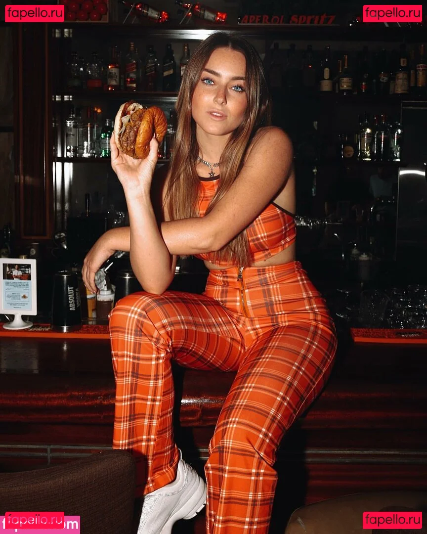 Effy Palarya Onlyfans Photo Gallery 