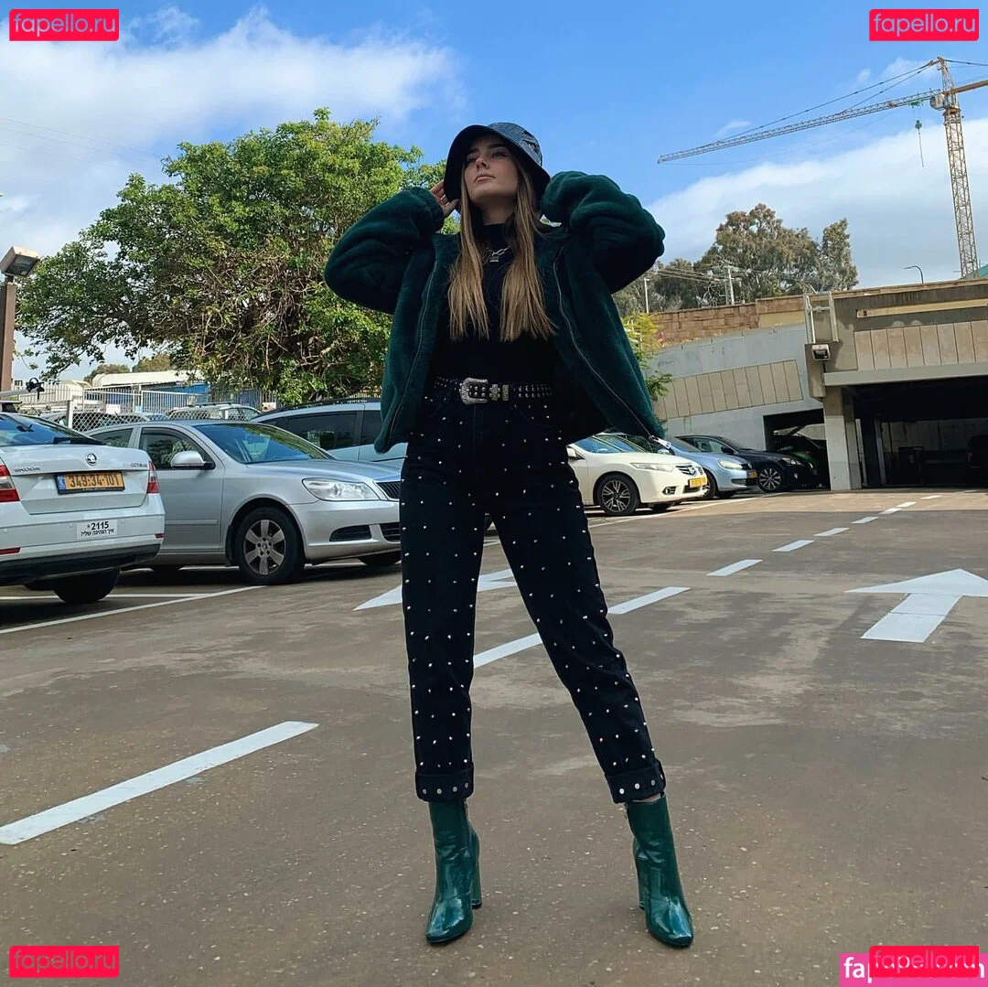 Effy Palarya Onlyfans Photo Gallery 