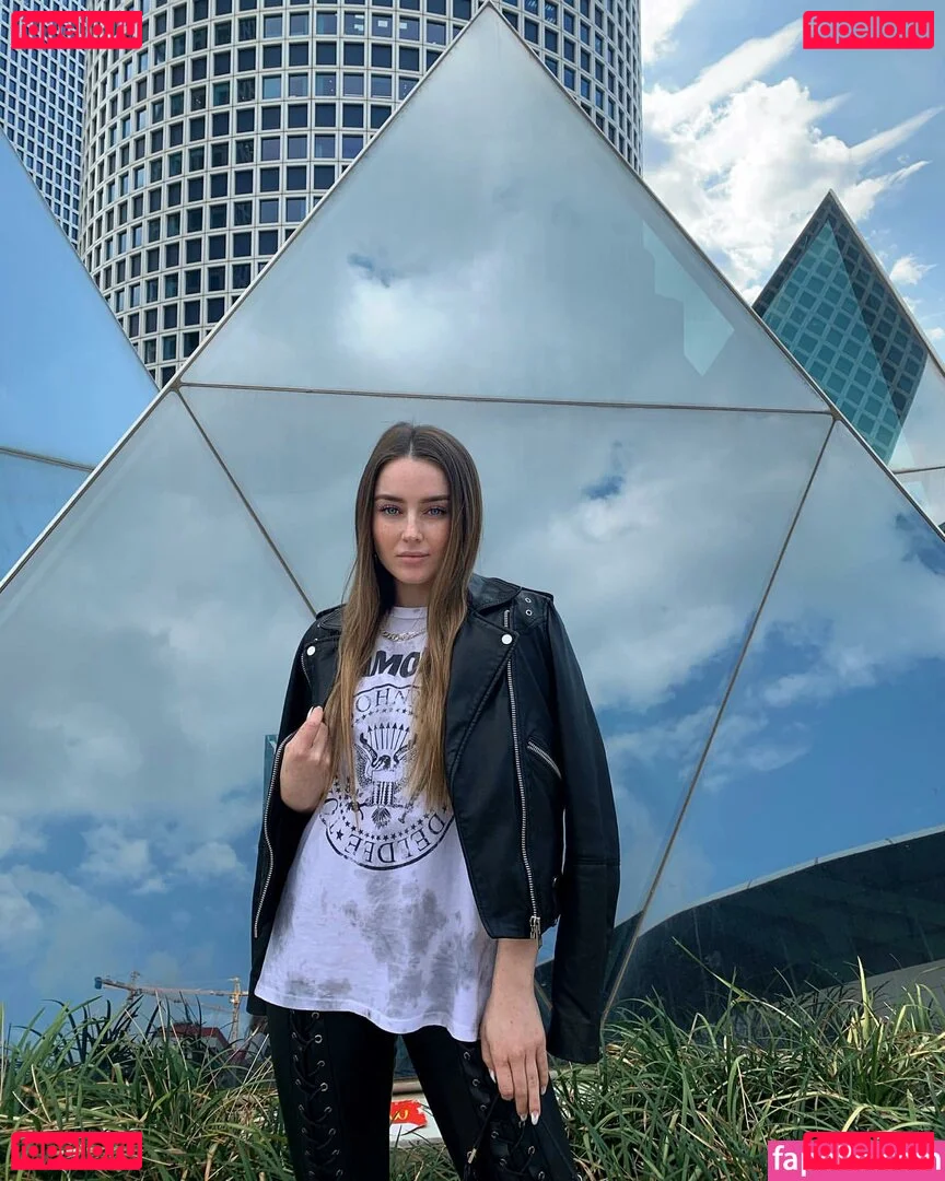 Effy Palarya Onlyfans Photo Gallery 