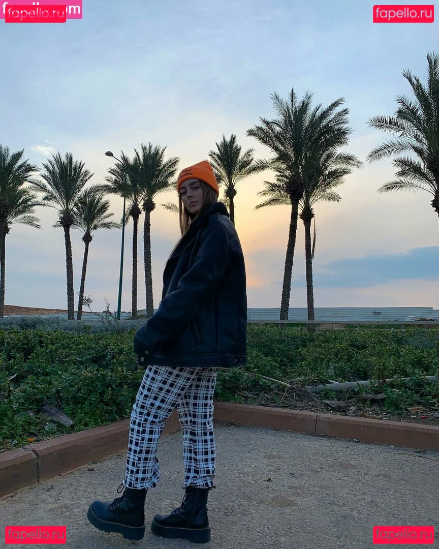 Effy Palarya Onlyfans Photo Gallery 