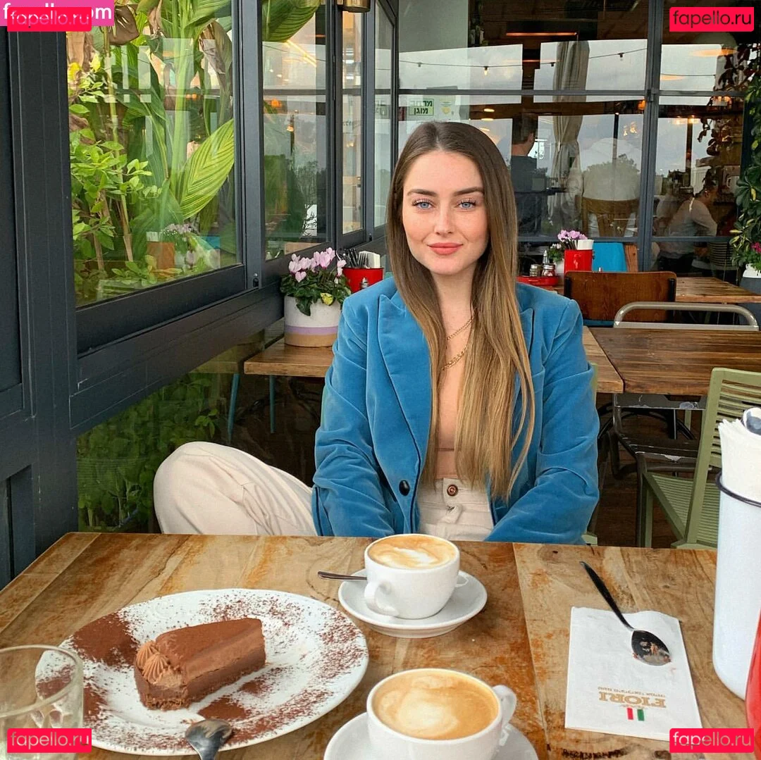 Effy Palarya Onlyfans Photo Gallery 