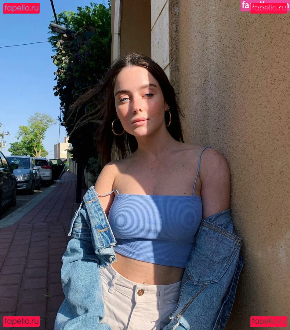 Effy Palarya Onlyfans Photo Gallery 