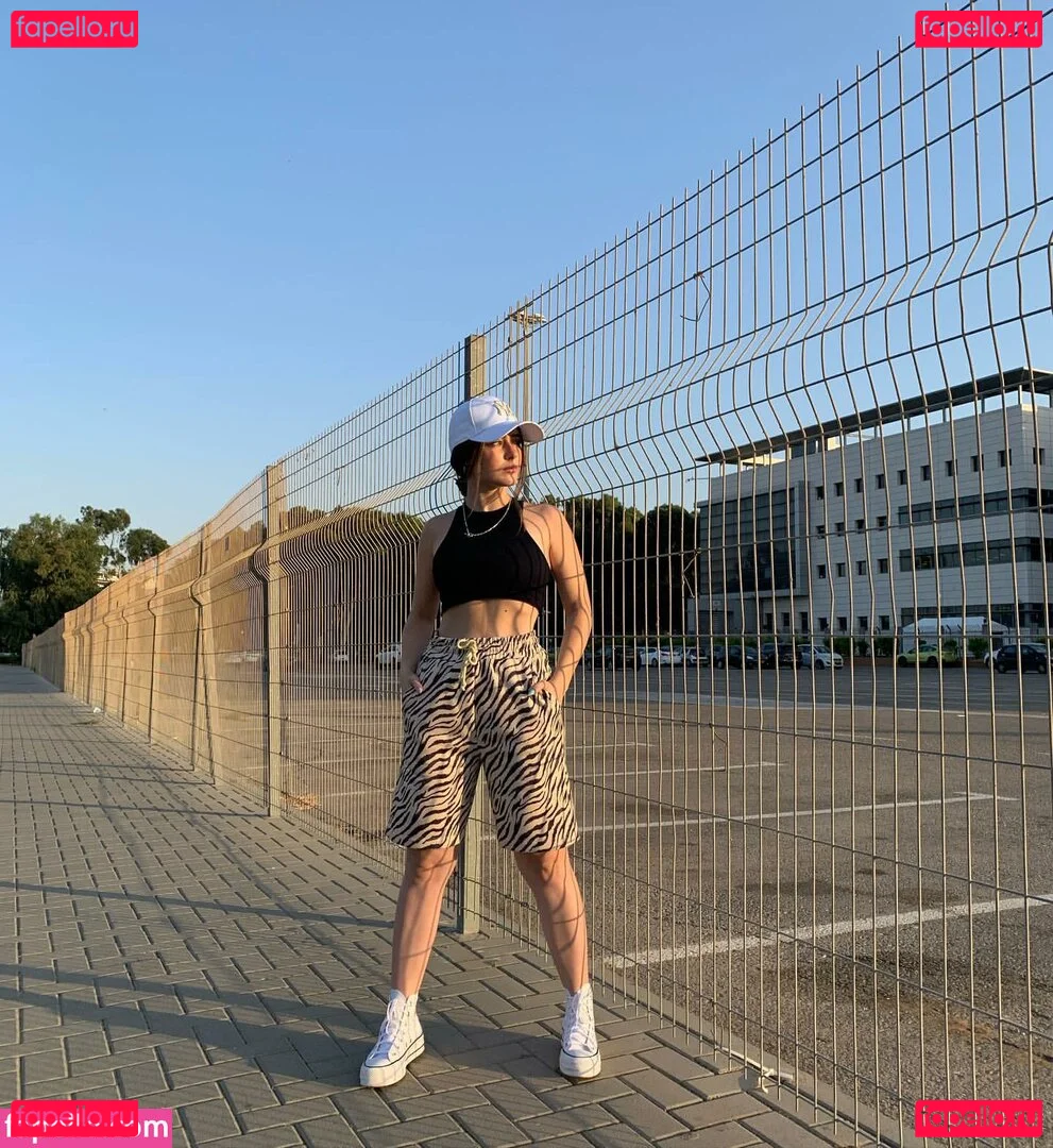 Effy Palarya Onlyfans Photo Gallery 