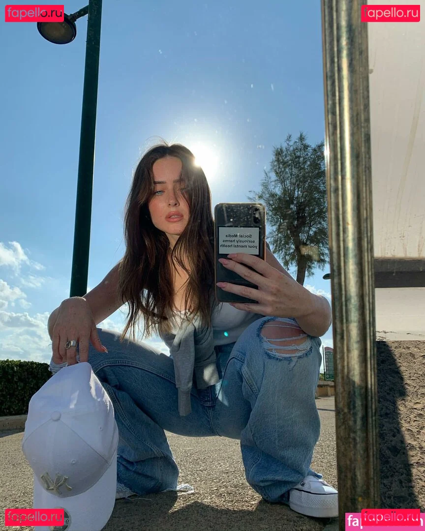 Effy Palarya Onlyfans Photo Gallery 