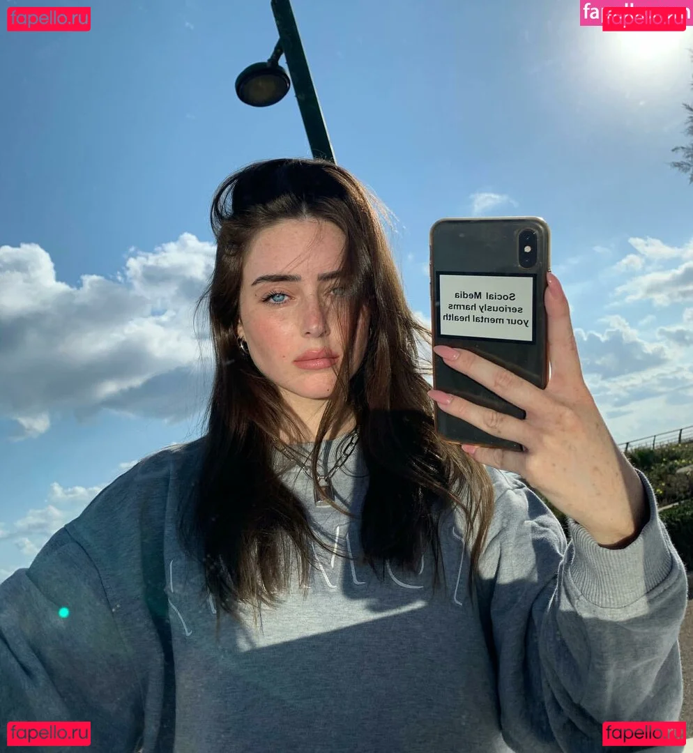 Effy Palarya Onlyfans Photo Gallery 