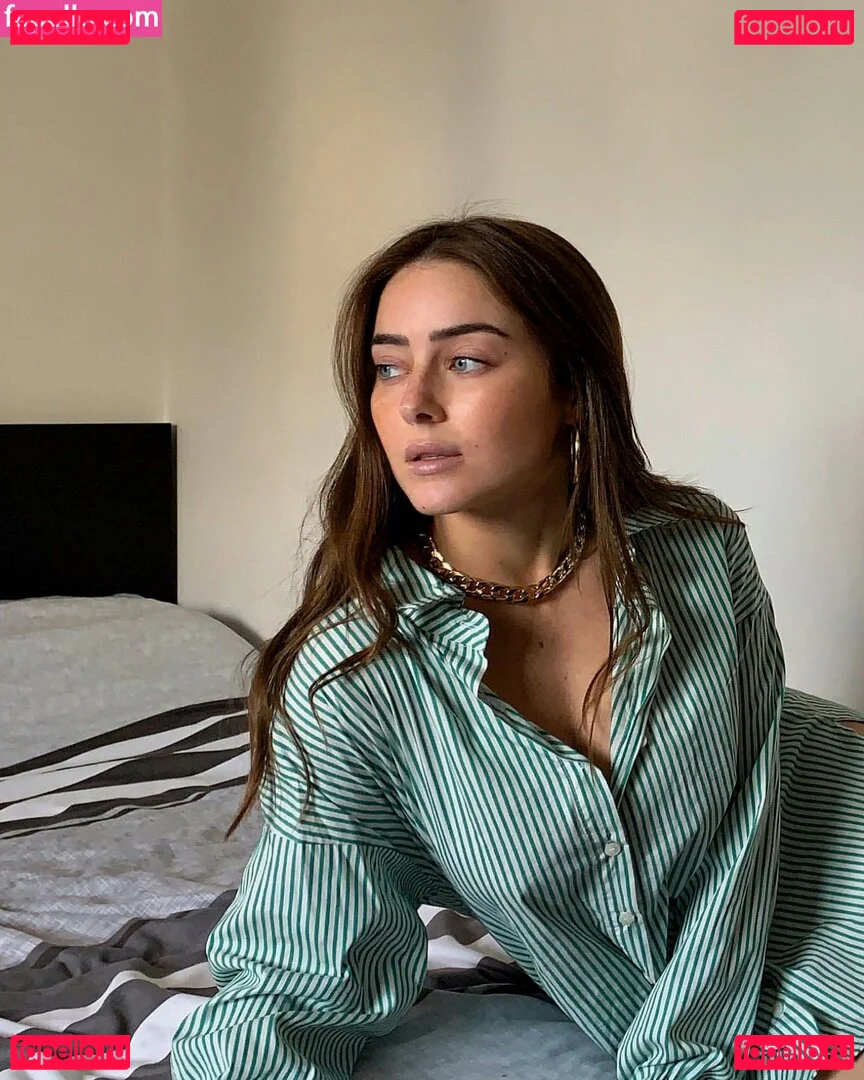 Effy Palarya Onlyfans Photo Gallery 