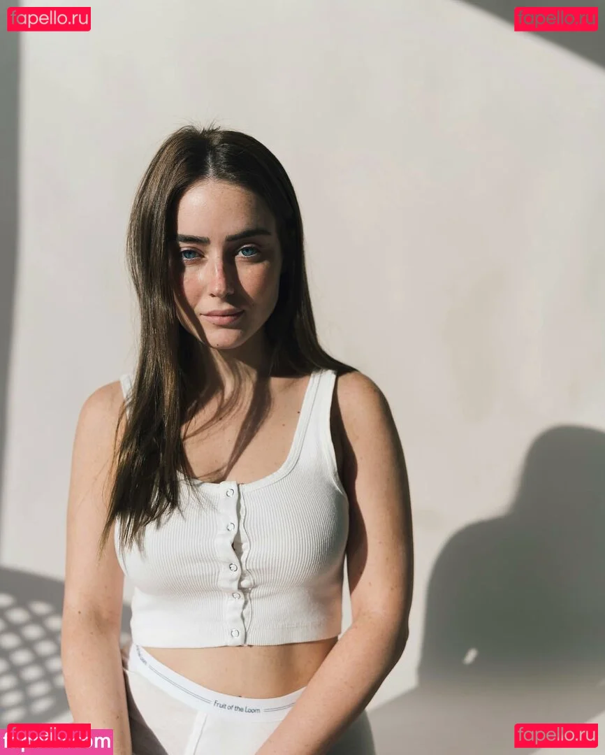 Effy Palarya Onlyfans Photo Gallery 