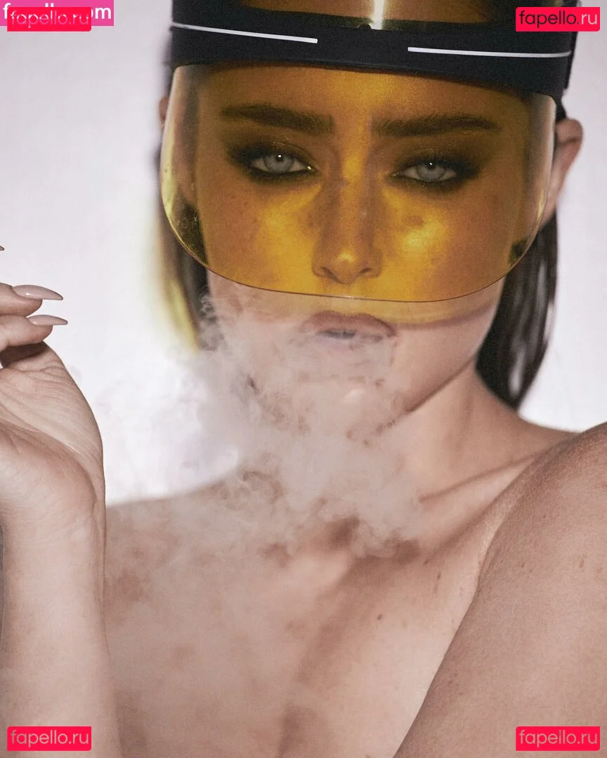 Effy Palarya Onlyfans Photo Gallery 