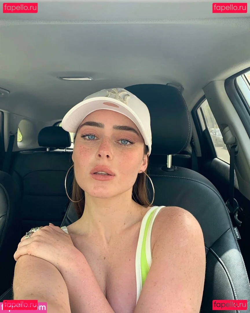 Effy Palarya Onlyfans Photo Gallery 