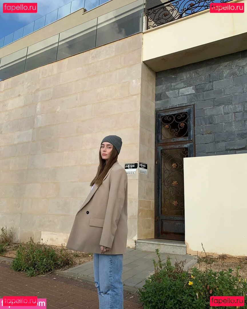 Effy Palarya Onlyfans Photo Gallery 