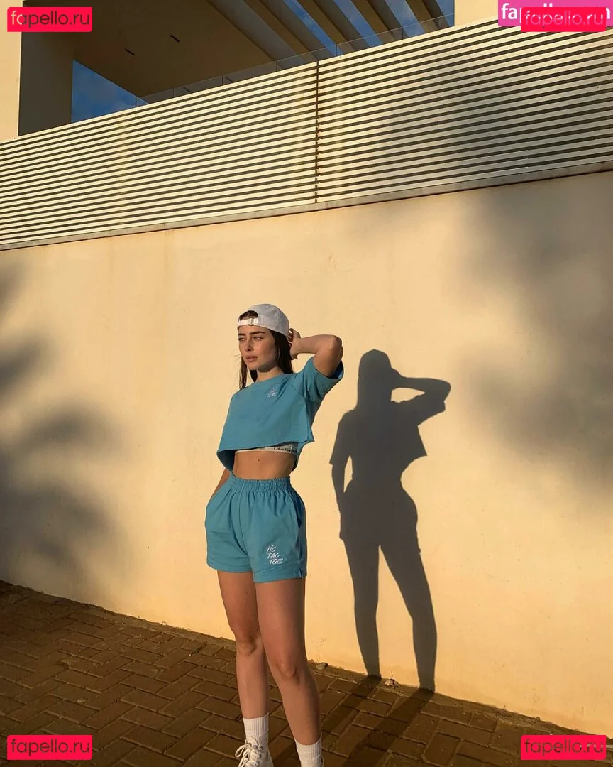 Effy Palarya Onlyfans Photo Gallery 