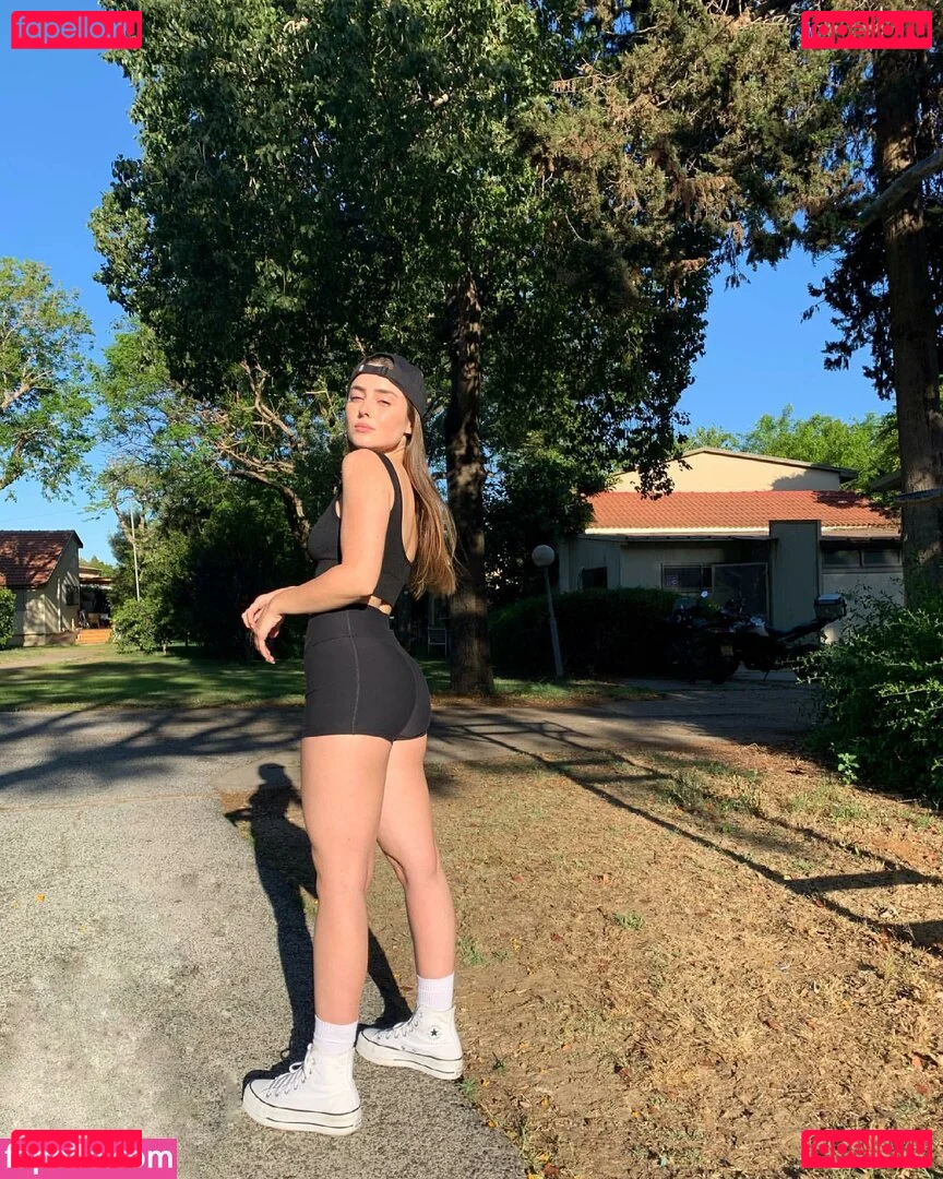 Effy Palarya Onlyfans Photo Gallery 