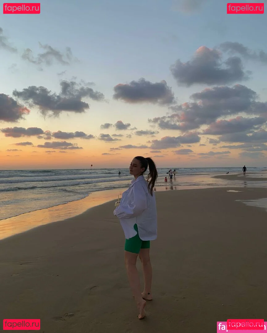 Effy Palarya Onlyfans Photo Gallery 