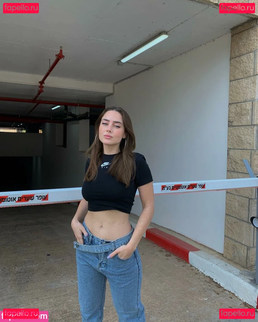 Effy Palarya Onlyfans Photo Gallery 