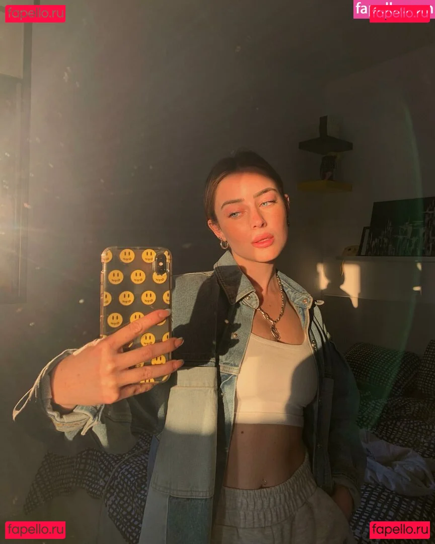 Effy Palarya Onlyfans Photo Gallery 