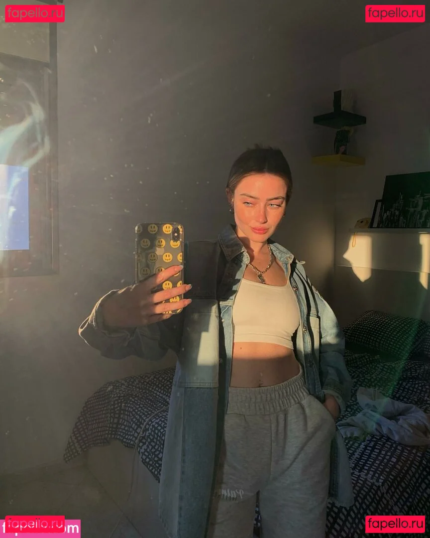 Effy Palarya Onlyfans Photo Gallery 