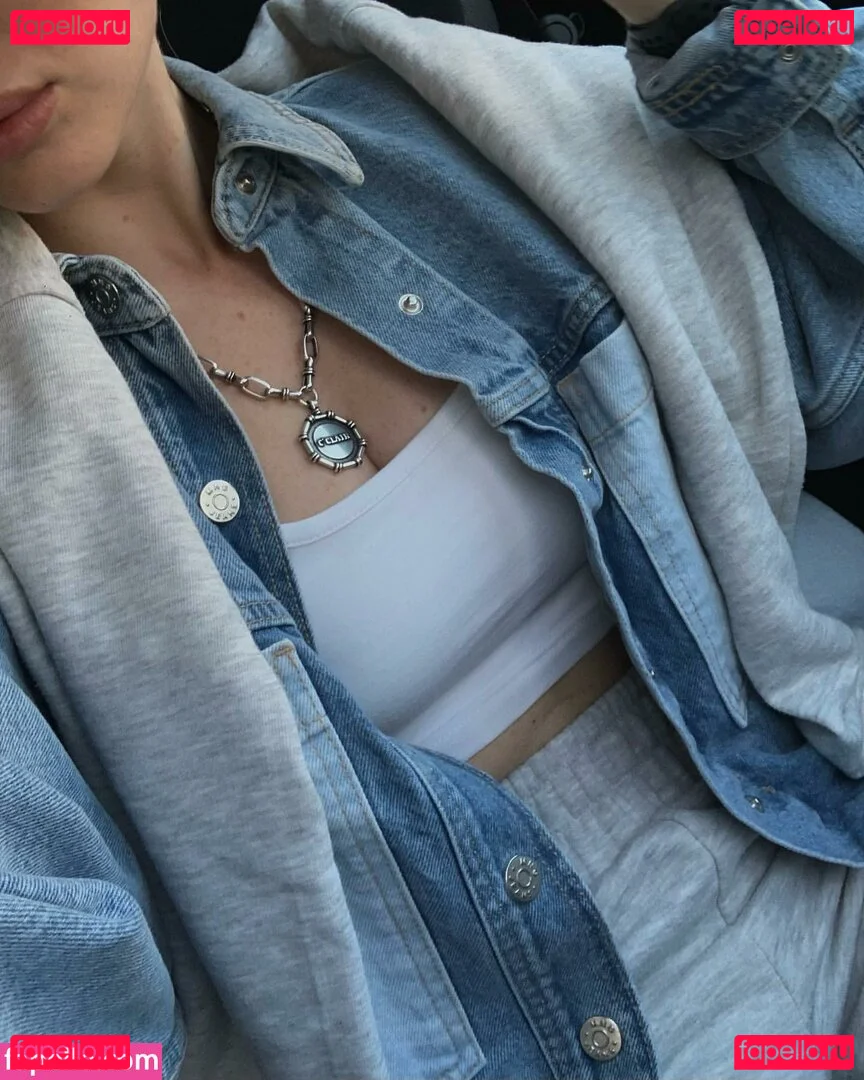 Effy Palarya Onlyfans Photo Gallery 