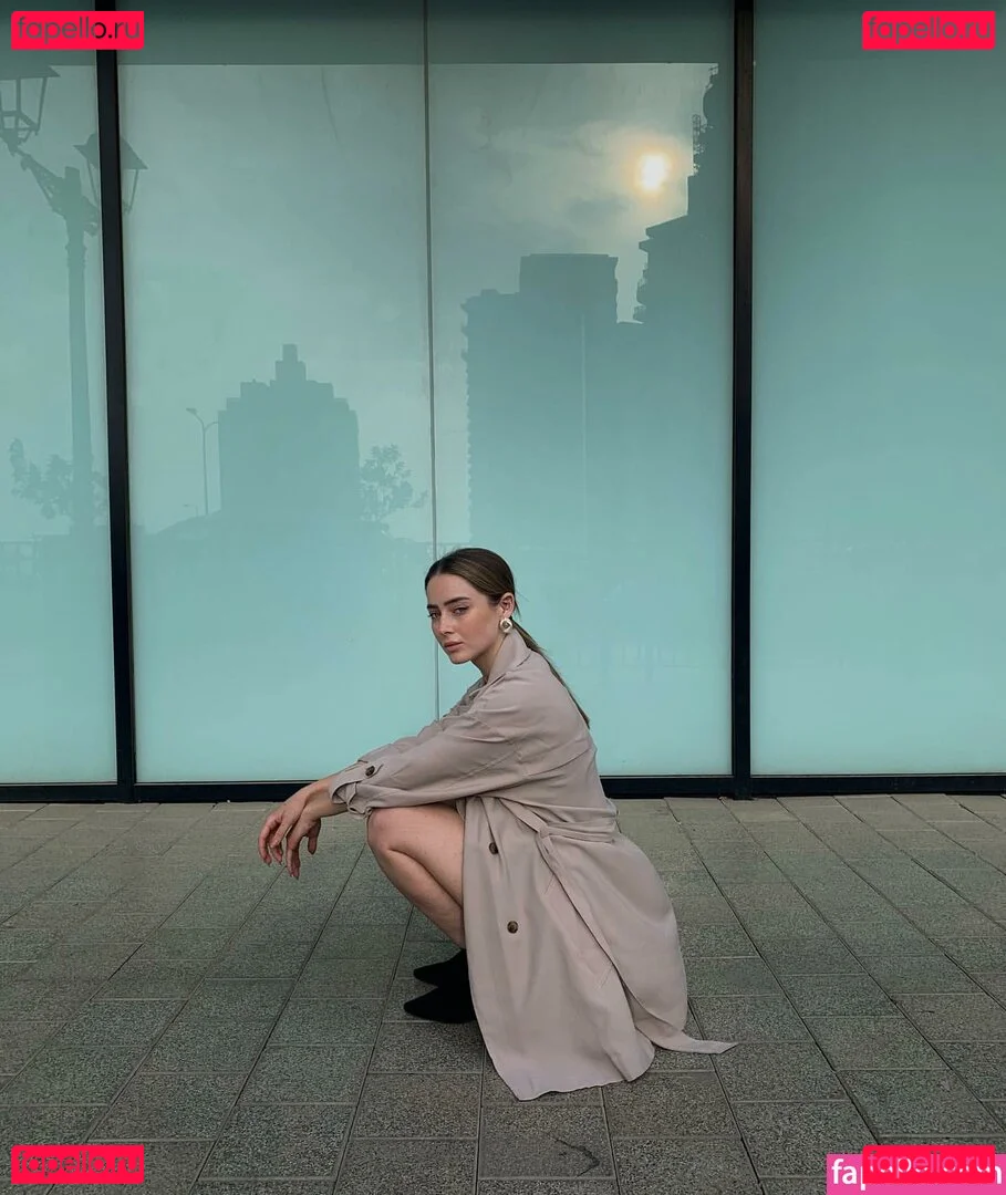 Effy Palarya Onlyfans Photo Gallery 