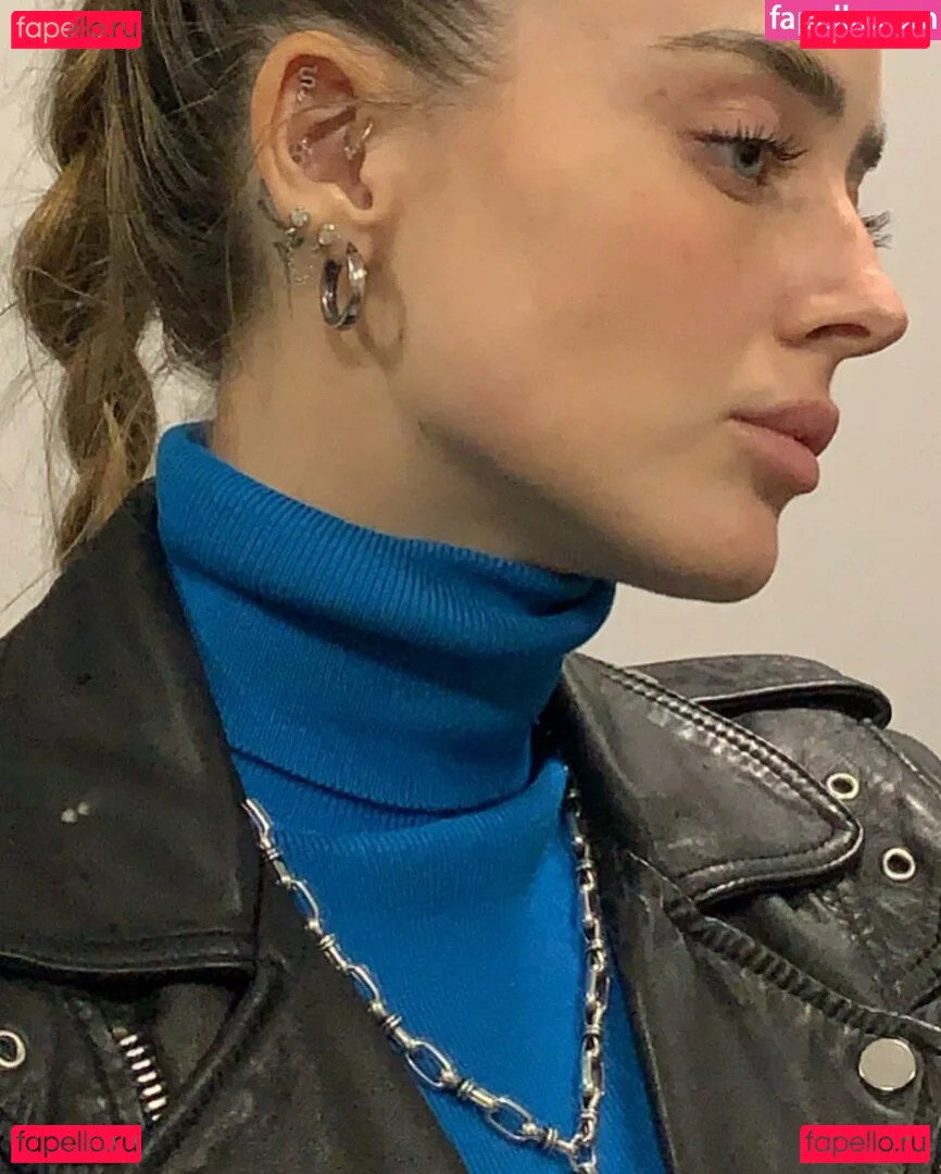 Effy Palarya Onlyfans Photo Gallery 