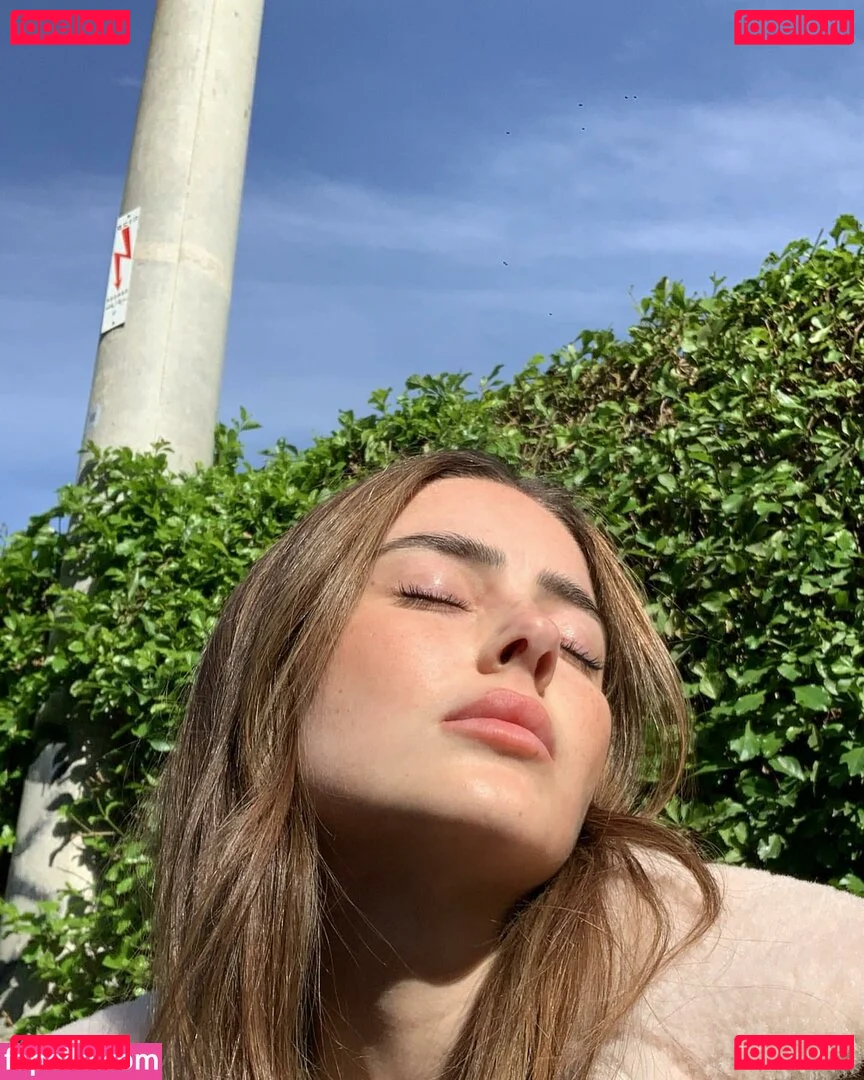 Effy Palarya Onlyfans Photo Gallery 