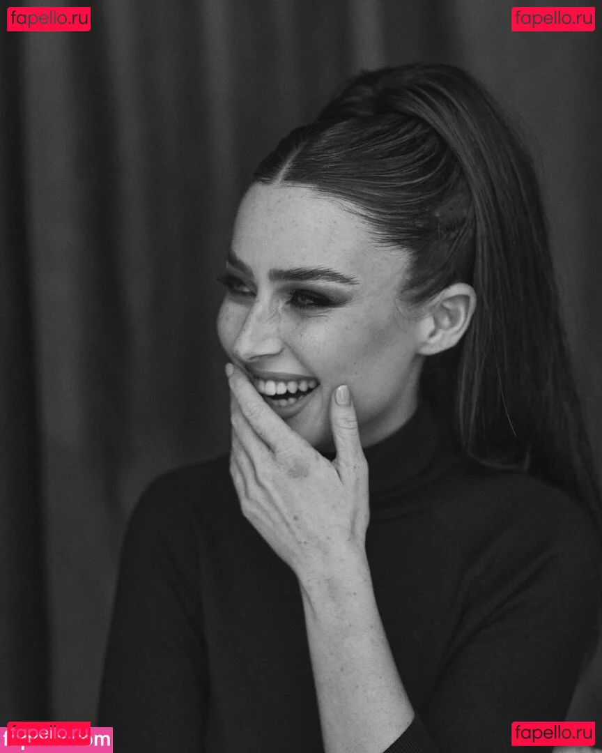 Effy Palarya Onlyfans Photo Gallery 