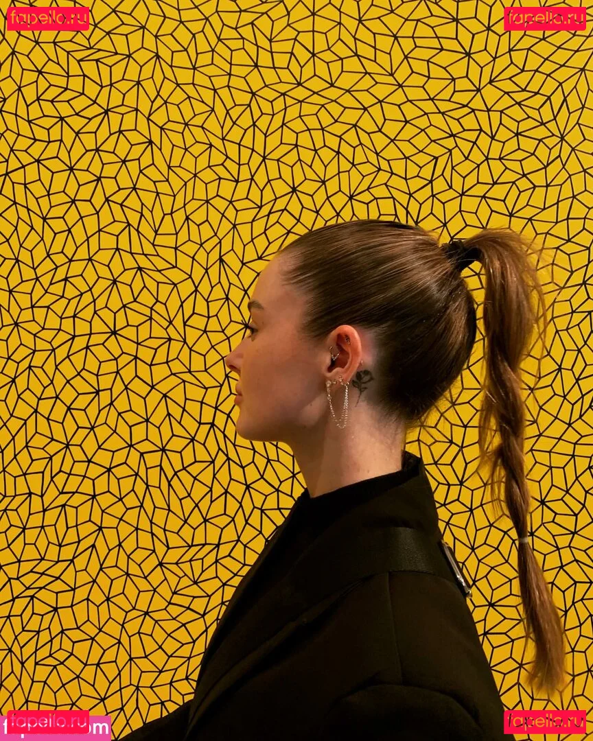 Effy Palarya Onlyfans Photo Gallery 