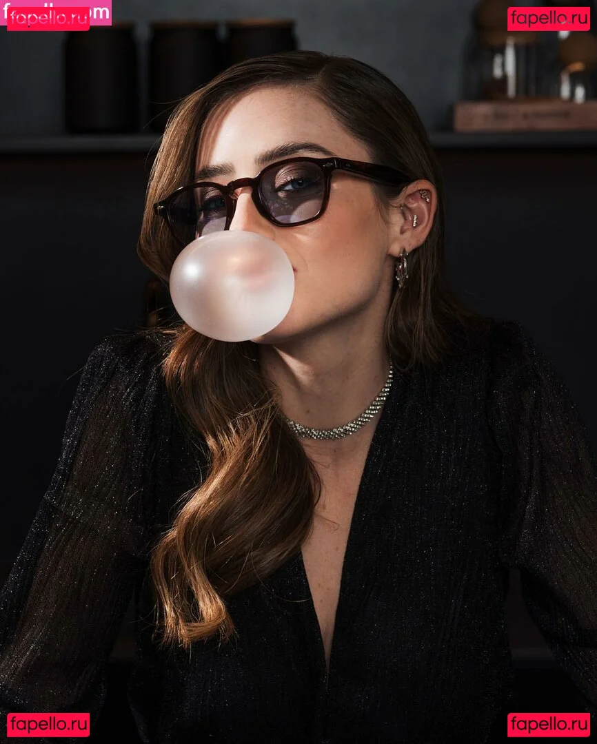 Effy Palarya Onlyfans Photo Gallery 