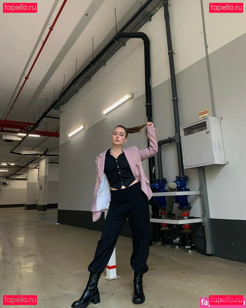 Effy Palarya Onlyfans Photo Gallery 