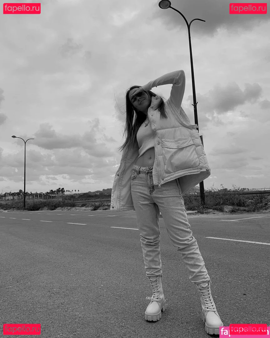 Effy Palarya Onlyfans Photo Gallery 