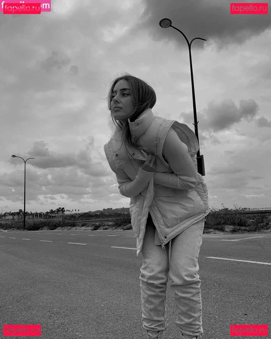 Effy Palarya Onlyfans Photo Gallery 