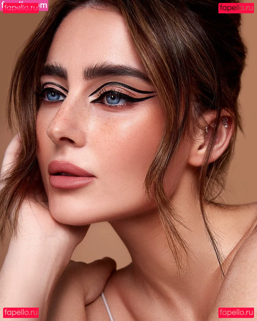 Effy Palarya Onlyfans Photo Gallery 