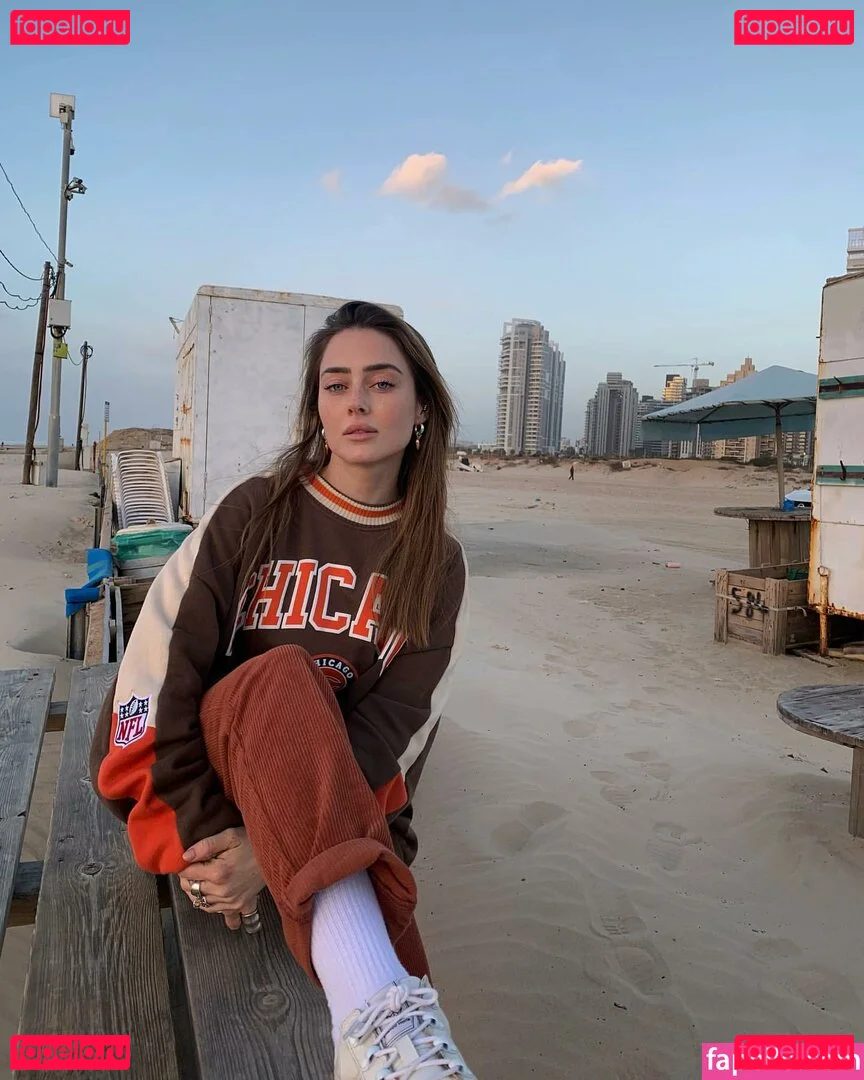 Effy Palarya Onlyfans Photo Gallery 