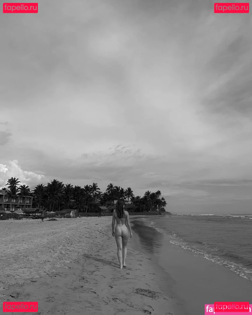 Effy Palarya Onlyfans Photo Gallery 