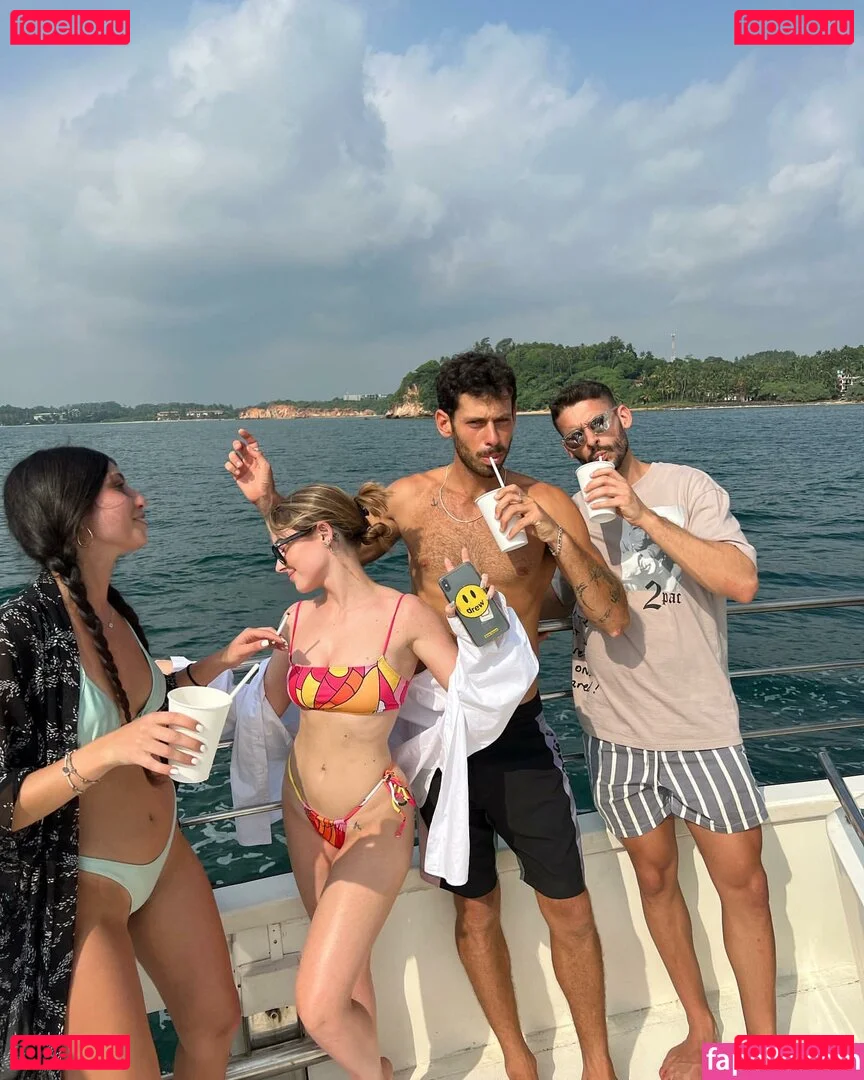 Effy Palarya Onlyfans Photo Gallery 