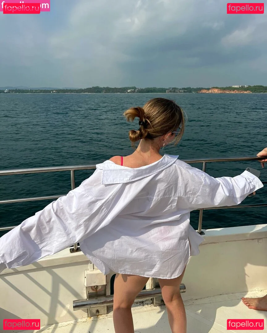 Effy Palarya Onlyfans Photo Gallery 