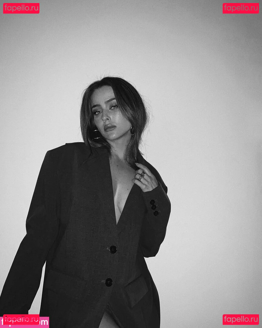 Effy Palarya Onlyfans Photo Gallery 