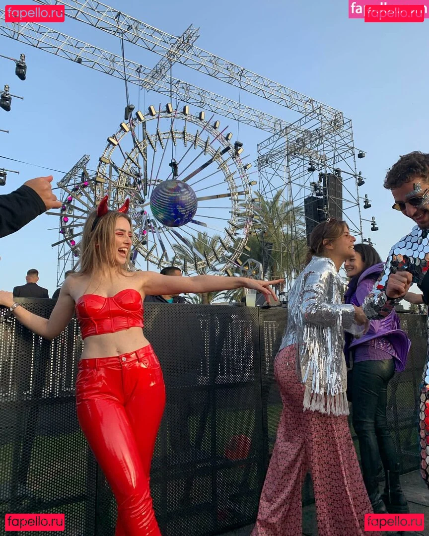 Effy Palarya Onlyfans Photo Gallery 