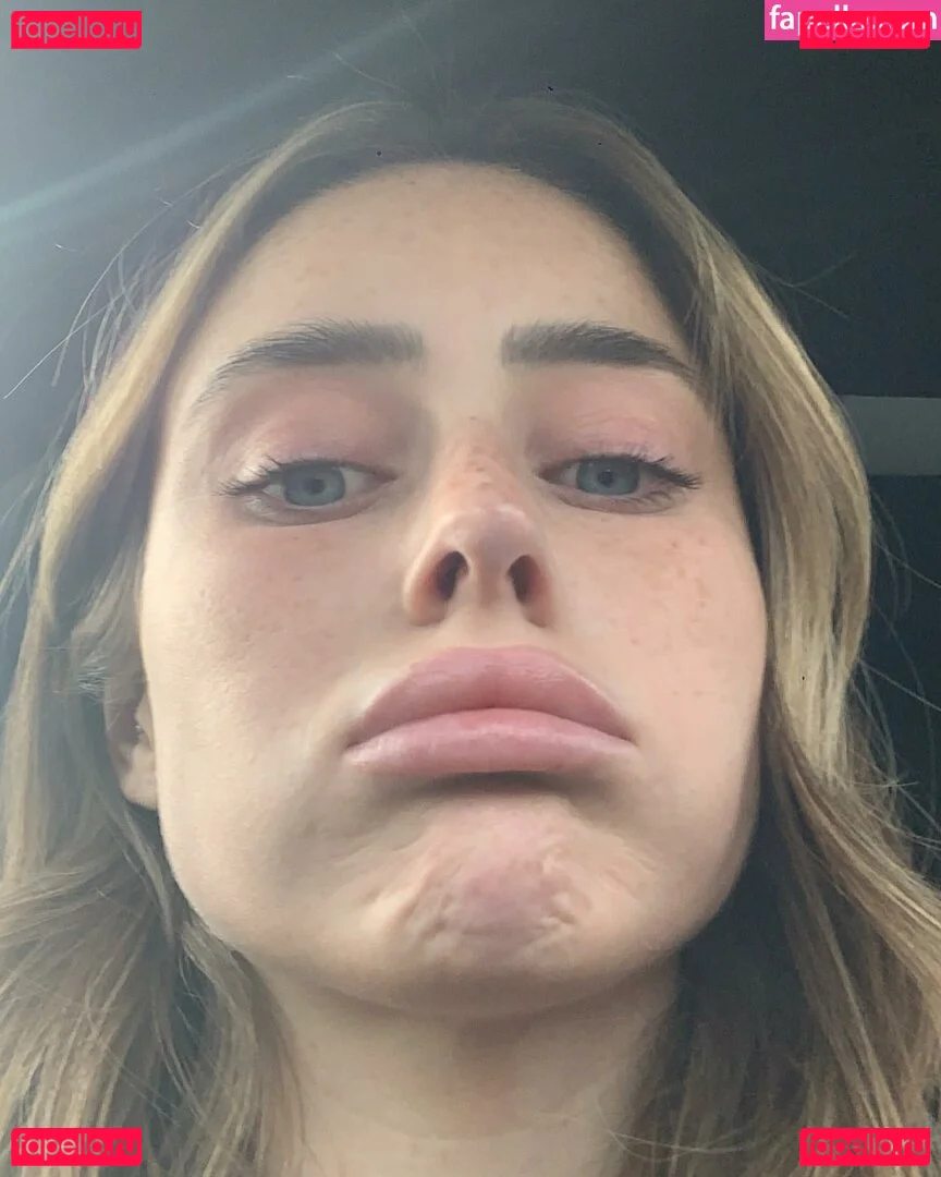 Effy Palarya Onlyfans Photo Gallery 