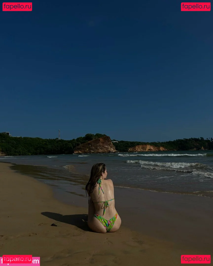 Effy Palarya Onlyfans Photo Gallery 