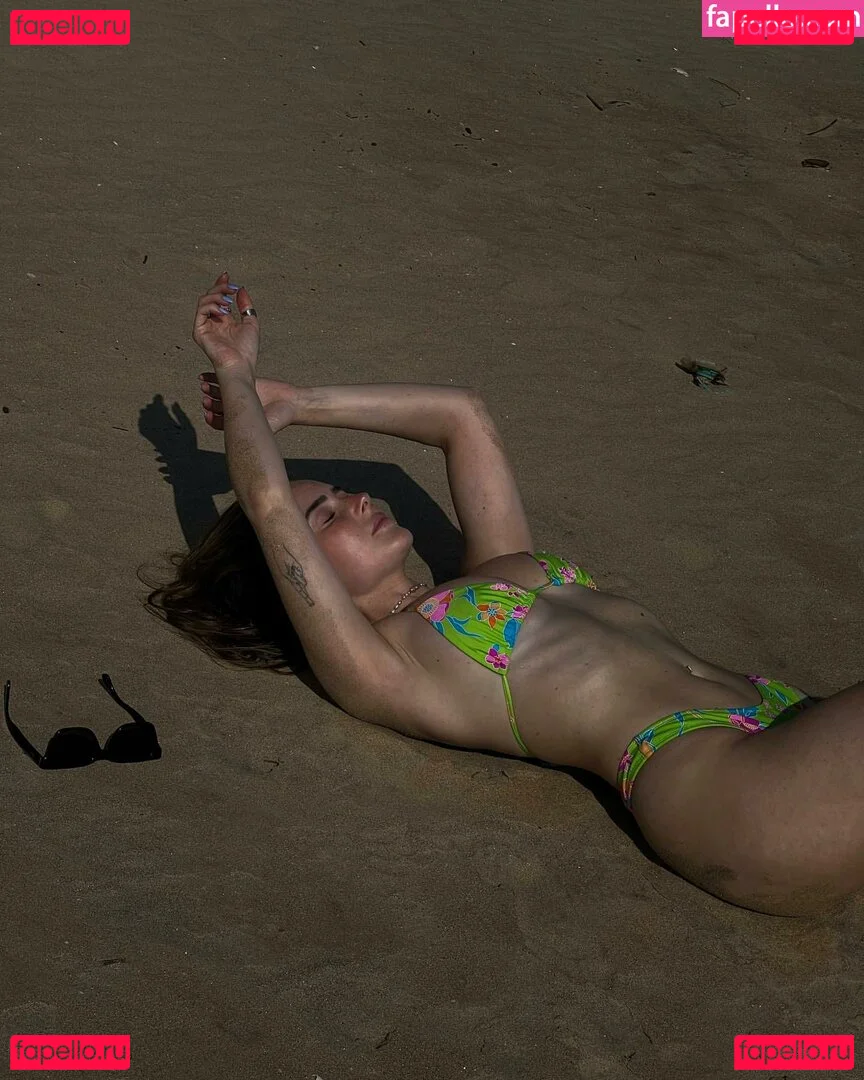 Effy Palarya Onlyfans Photo Gallery 