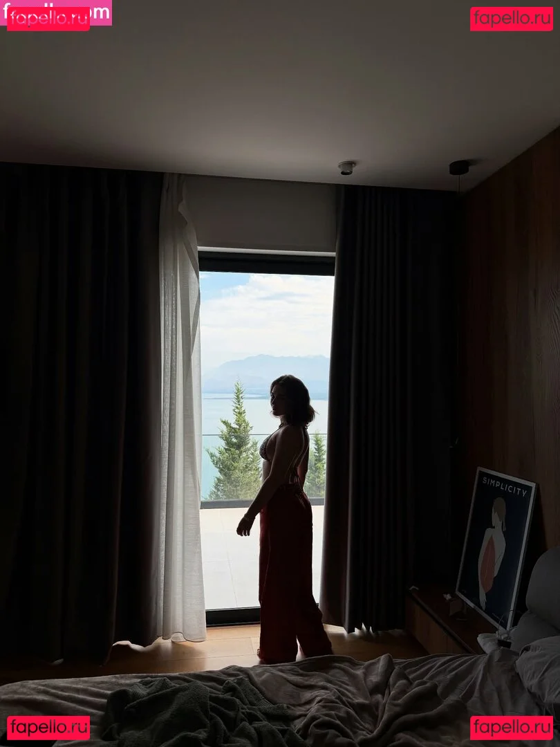 Effy Palarya Onlyfans Photo Gallery 