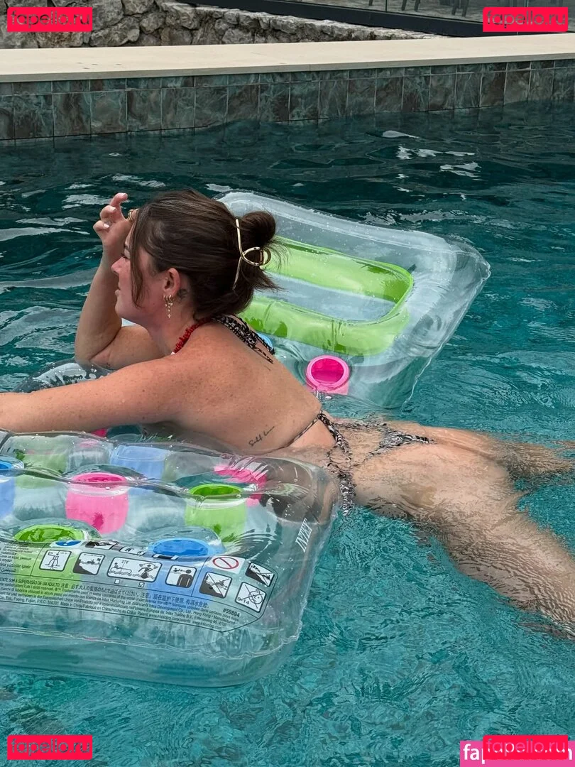 Effy Palarya Onlyfans Photo Gallery 