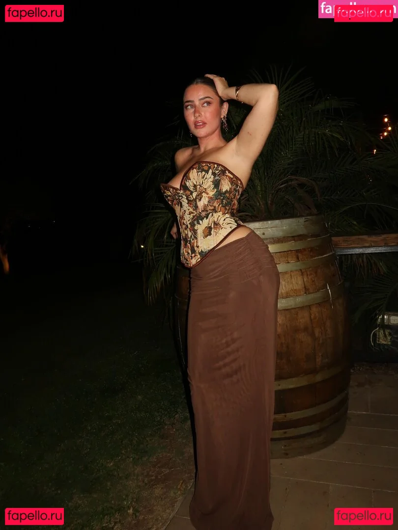 Effy Palarya Onlyfans Photo Gallery 