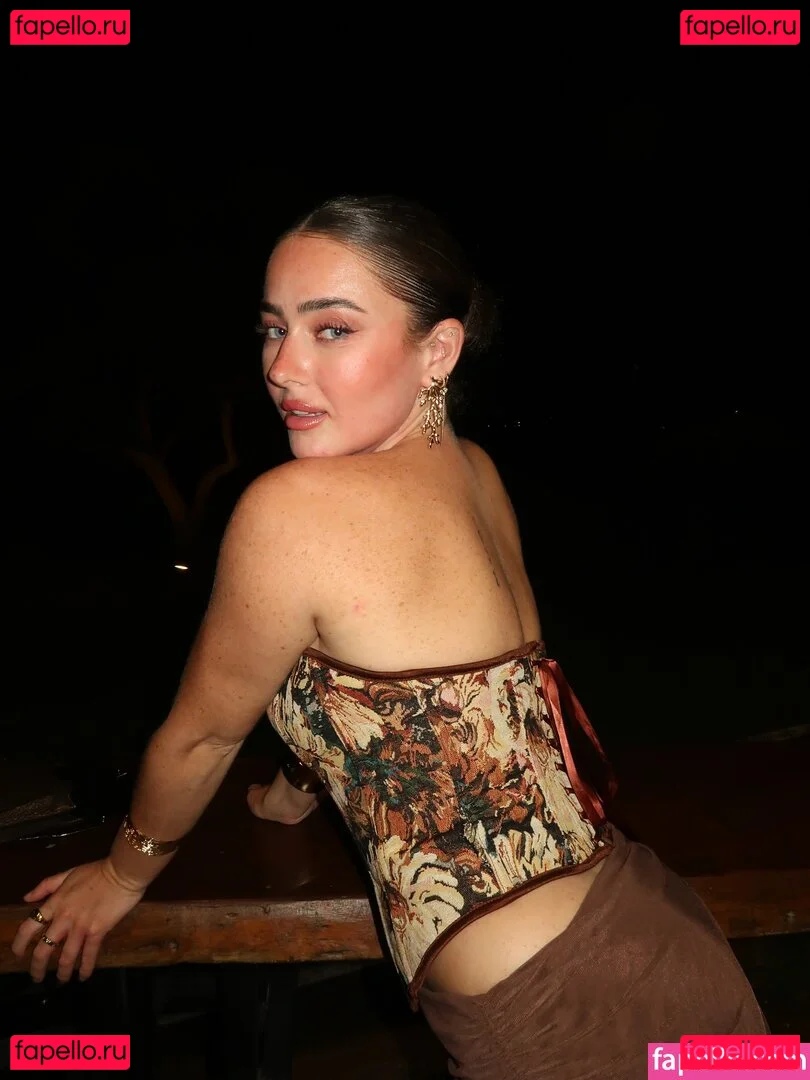 Effy Palarya Onlyfans Photo Gallery 