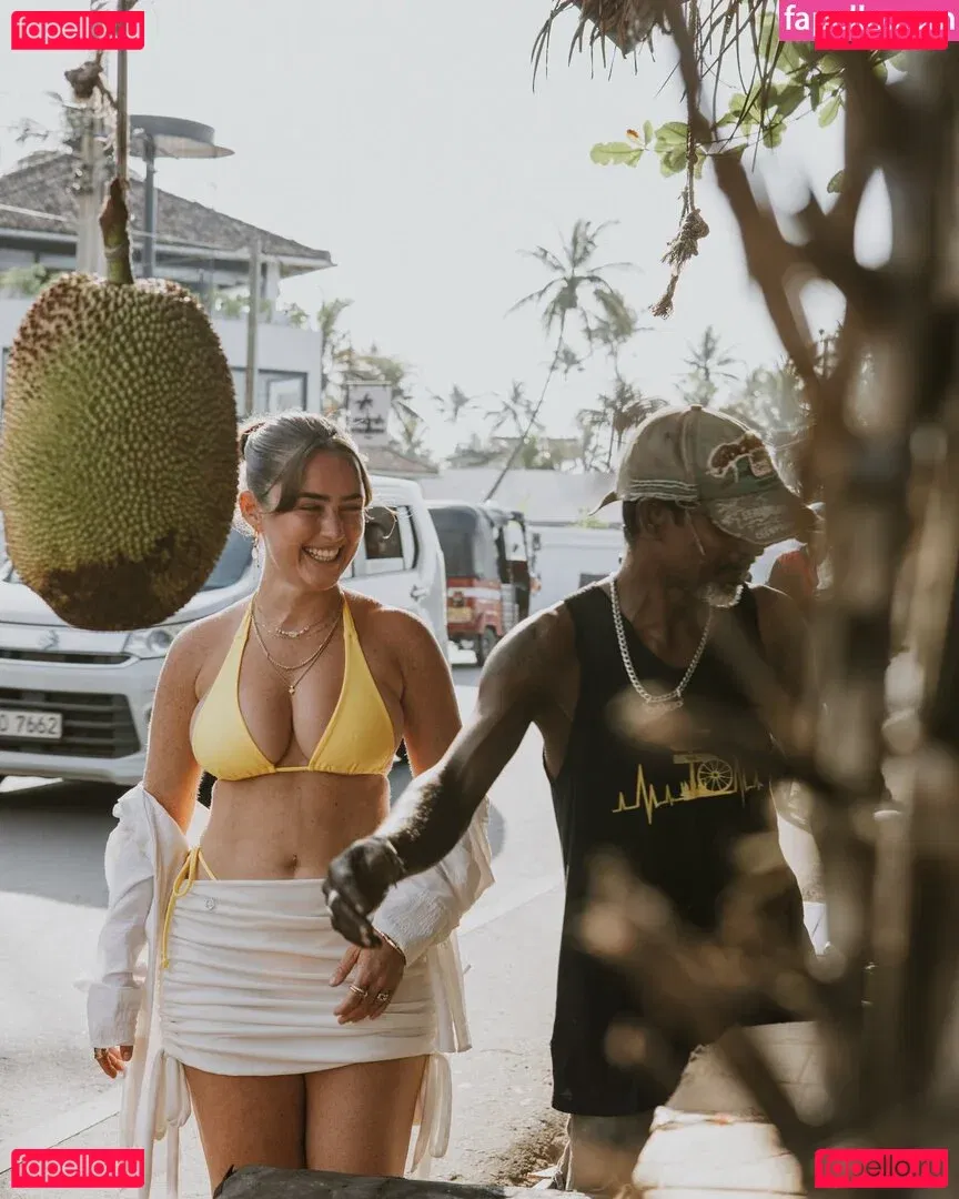 Effy Palarya Onlyfans Photo Gallery 